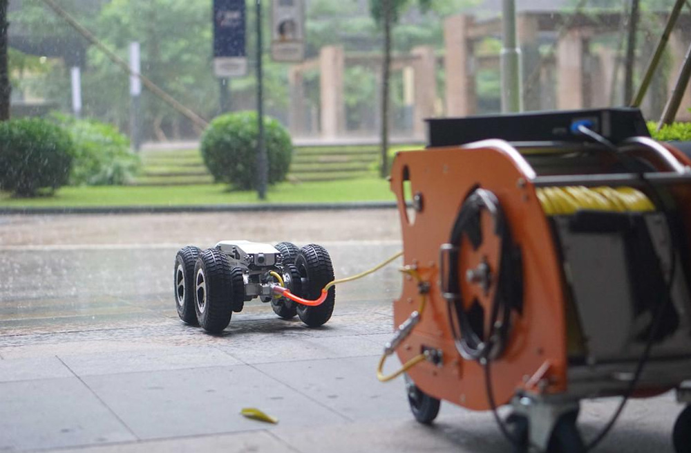 街道管道检测机器人